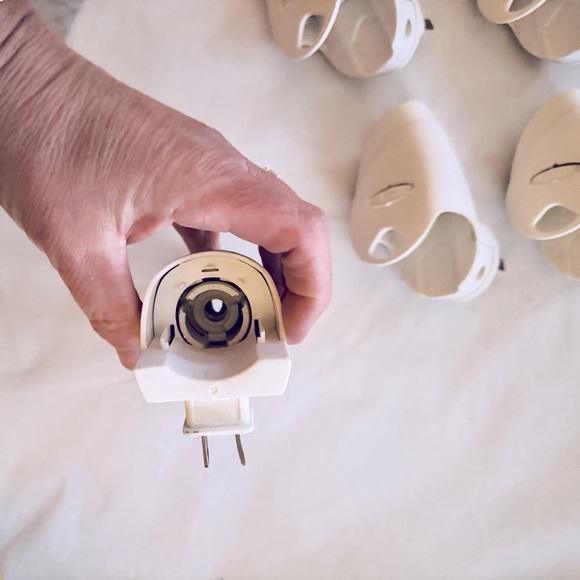 Set of 6 Glade Plug-ins Electric Air Fresheners - Picture 15 of 15